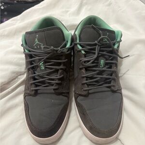 Jordan Low-Top Sneakers in Dark Gray with Mint Accents